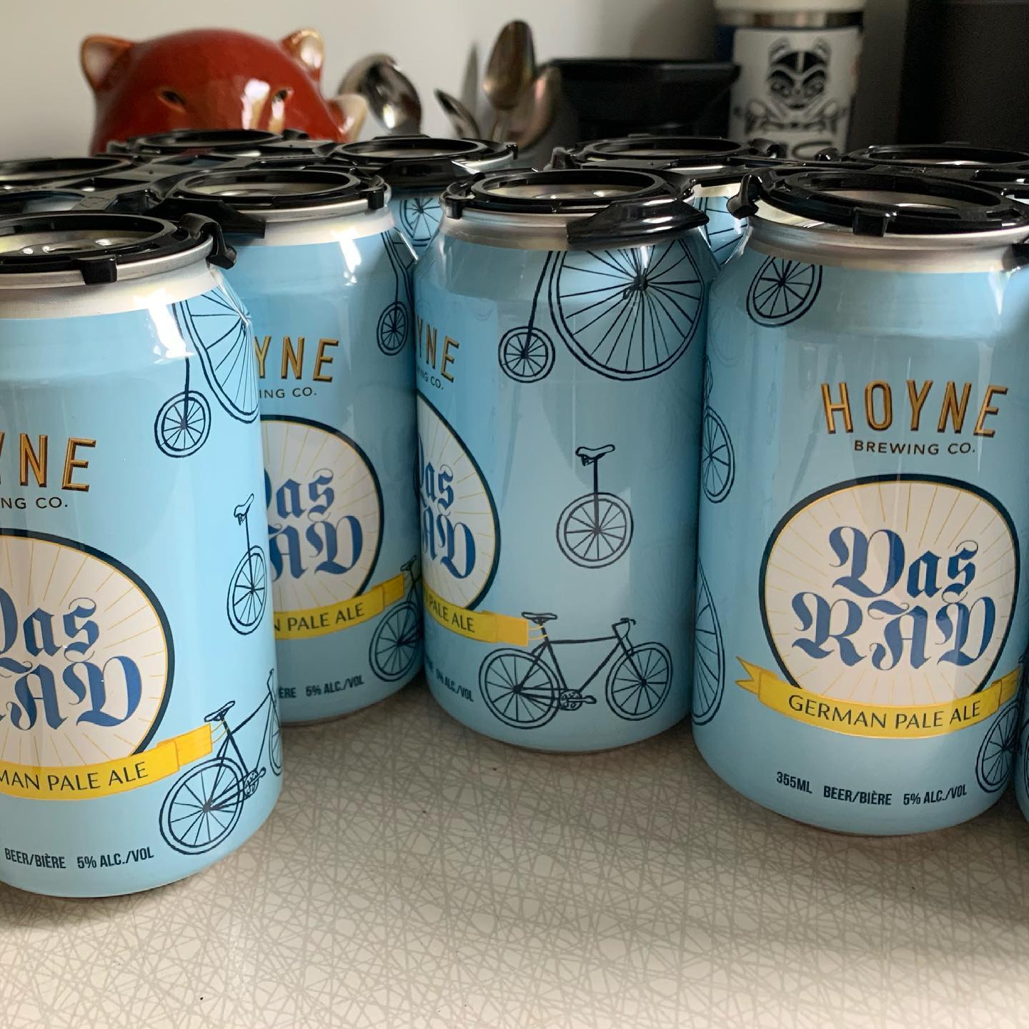 Do you like beer? Do you like to support a good cause? Get on down to @discovertheplus and pick up some @hoynebrewing Das Rad. This brew helps support @cycleoflifetour (hospice care on Vancouver Island) #colt2021 #yyj #yyjbeer